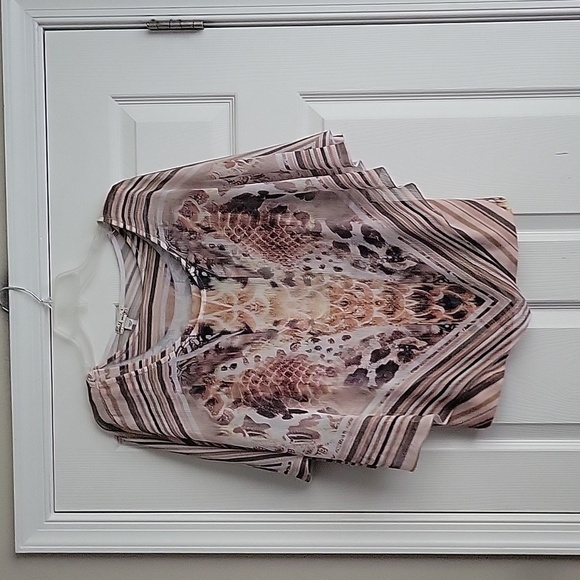 World Unity Women's Blouse - Picture 1 of 12